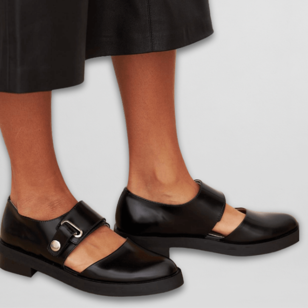 Mila™ | Classic Shoes with Refined Closure