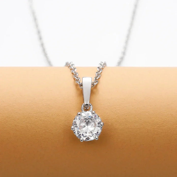 Collier Classique avec Pendentif en Zirconia