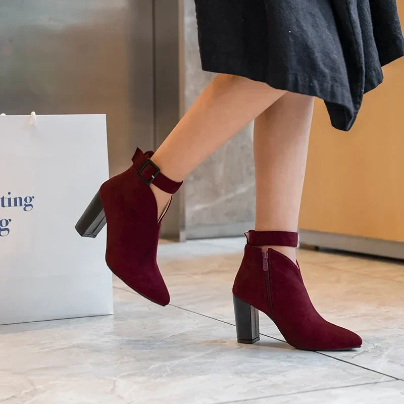 Noa™ | Sleek Design Boot