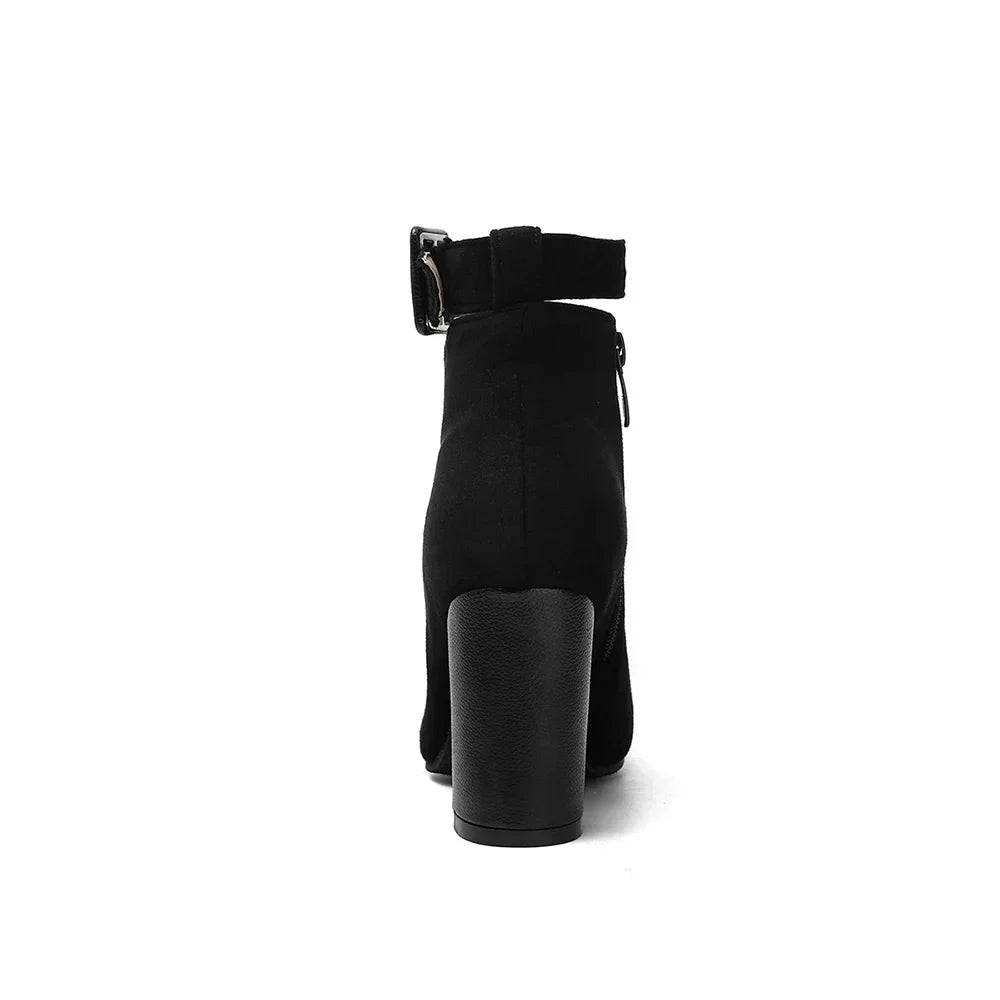 Noa™ | Sleek Design Boot