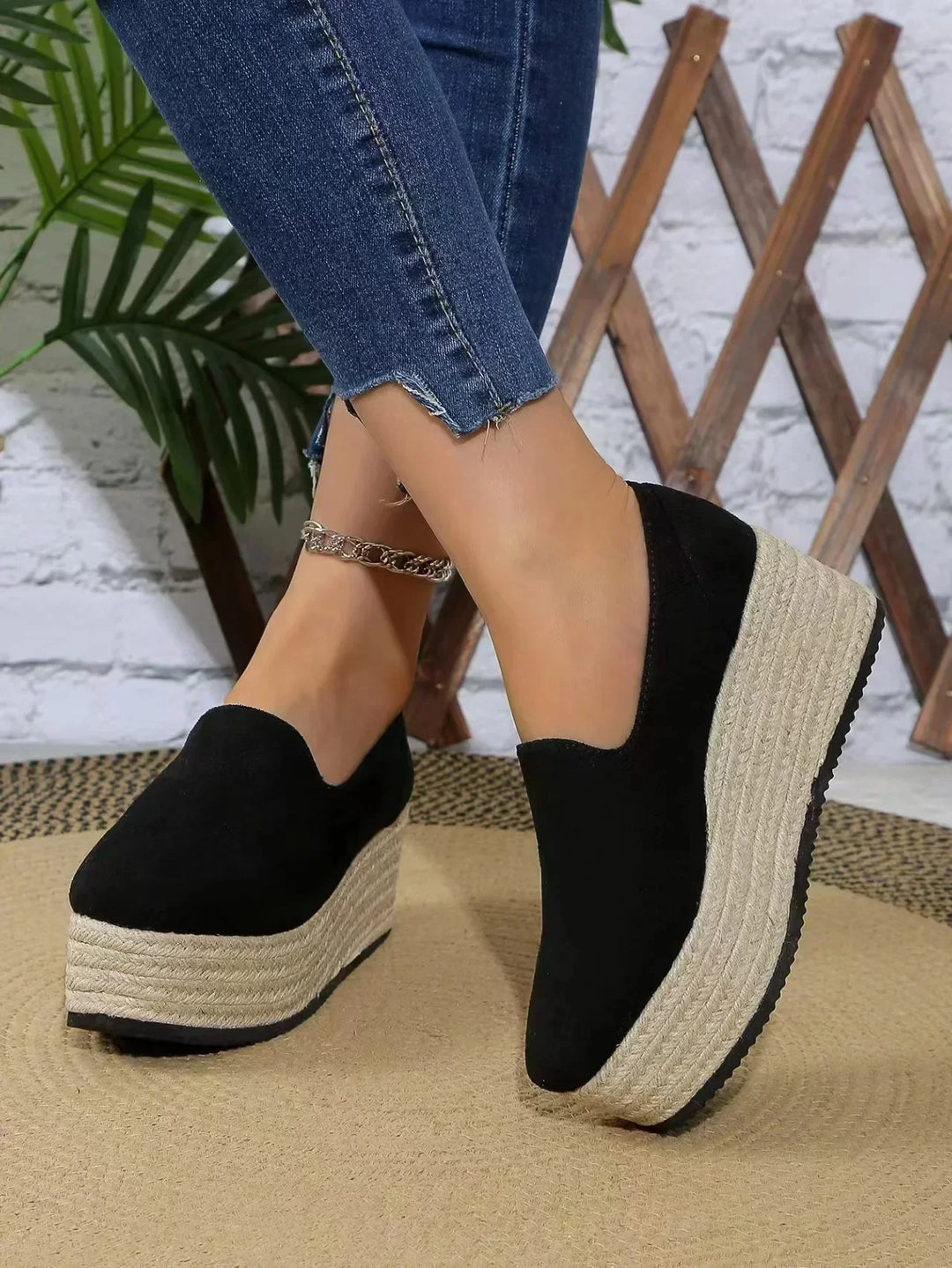 Luna™ | Unique Rise Platforms